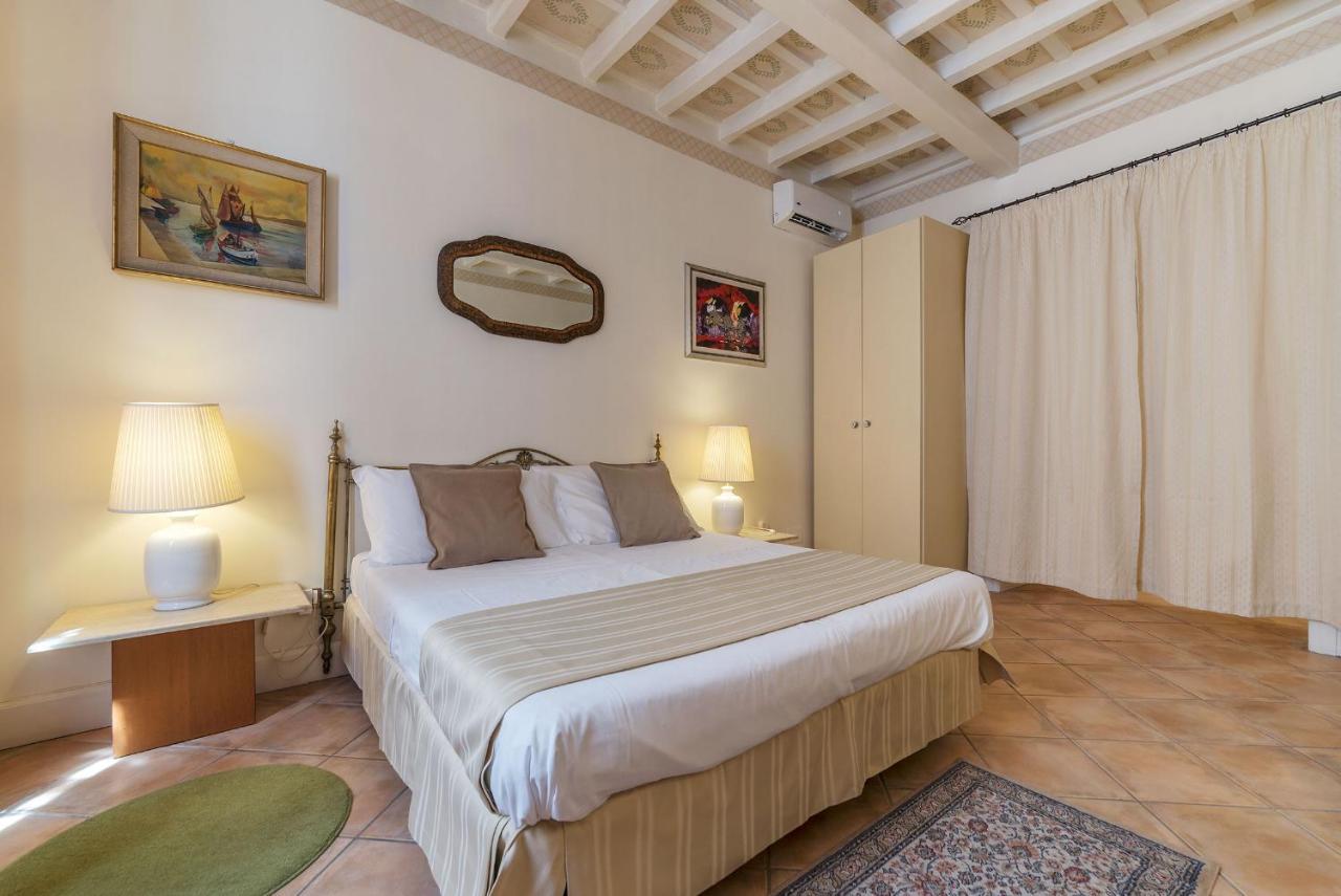 Fontanella Borghese Apartment - Fromhometorome Exterior photo