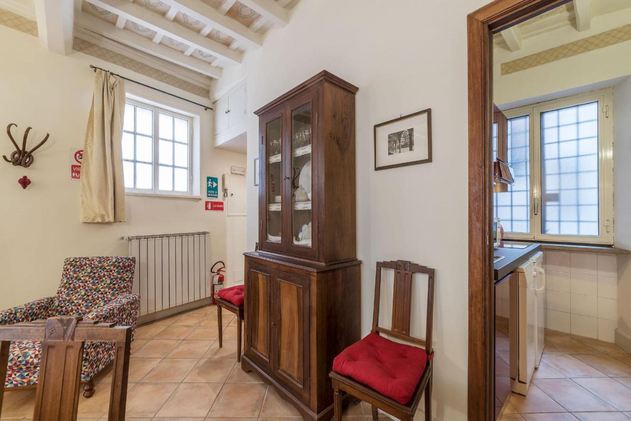 Fontanella Borghese Apartment - Fromhometorome Exterior photo